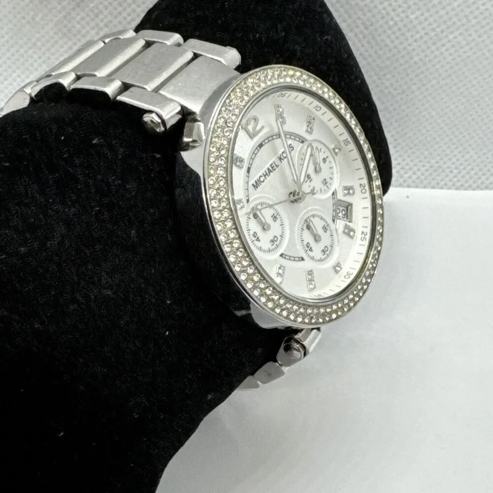 Michael Kors MK5353 Women Silver Stainless Steel Analog Dial Wrist Watch JNA397
